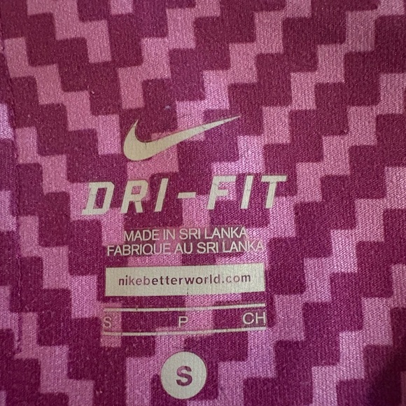 NIKE One Legend 2.0 Women's Zig-Zag Print Violet Eco-Friendly Capri Leggings S - Picture 5 of 11